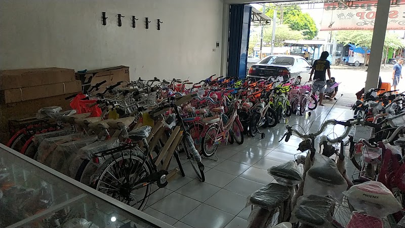 Warung Kopi di Jalan Ir Juanda: Saingan Rival Saat Citimall Datang